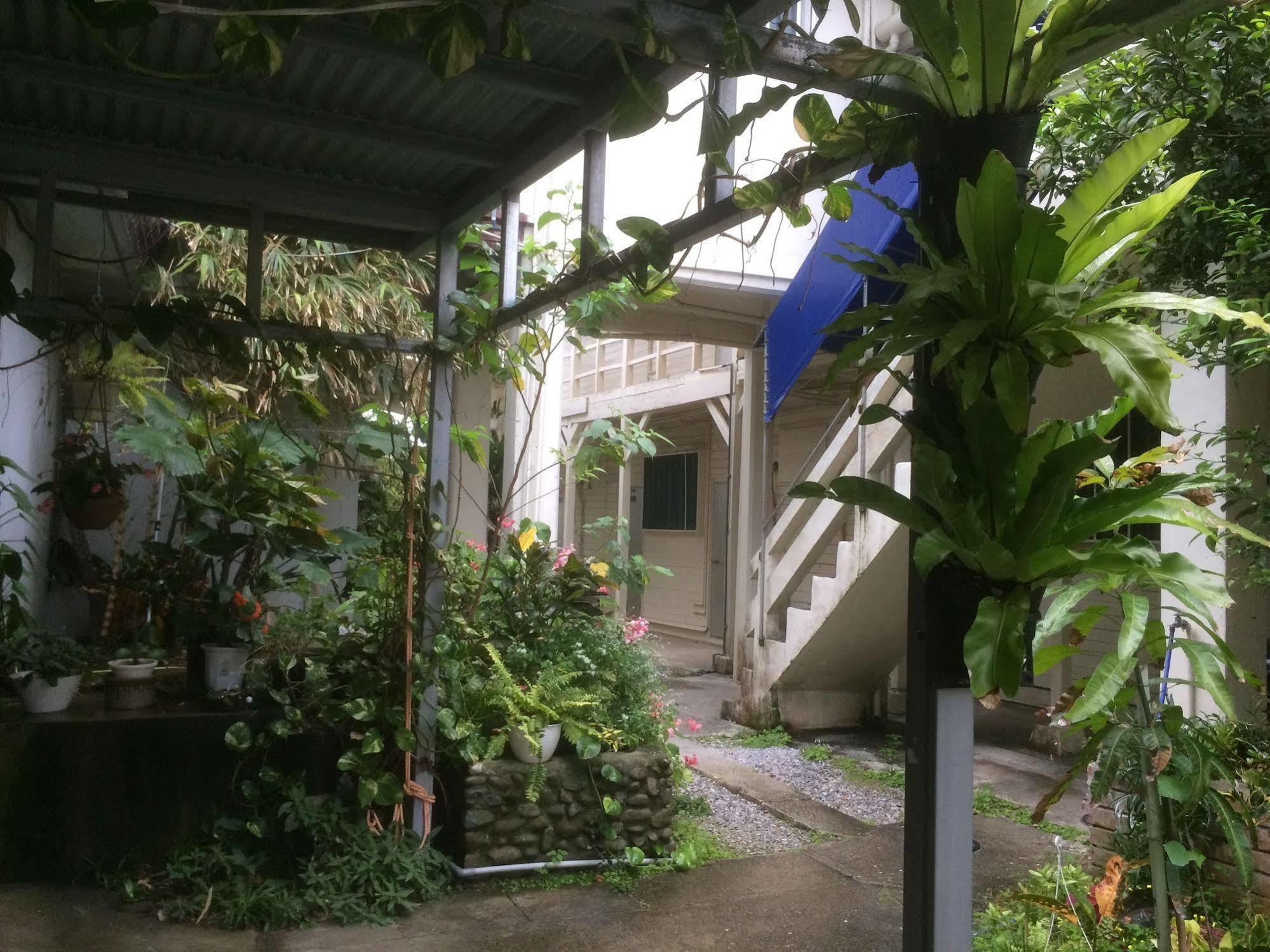Shirahama Hotel Nago Exterior photo